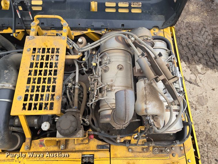 image for item EF1599 2016 Komatsu PC360LC-11 excavator