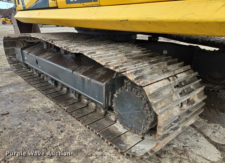 image for item EF1599 2016 Komatsu PC360LC-11 excavator