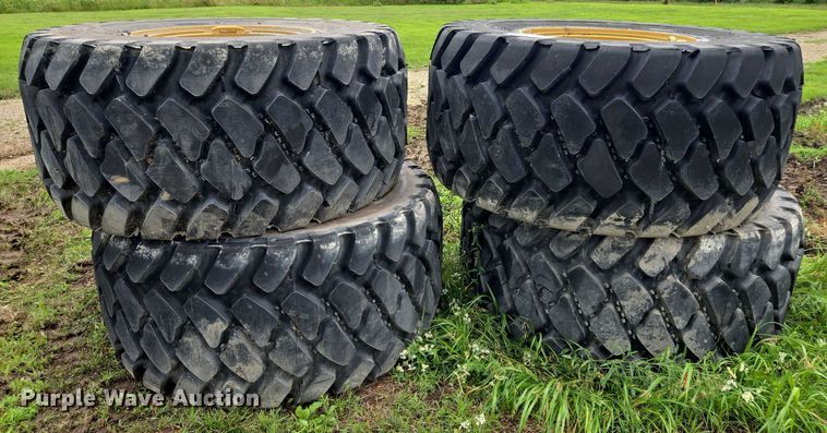 image for item EF1604 (4) Bridgestone 750/65R25 tires and wheels