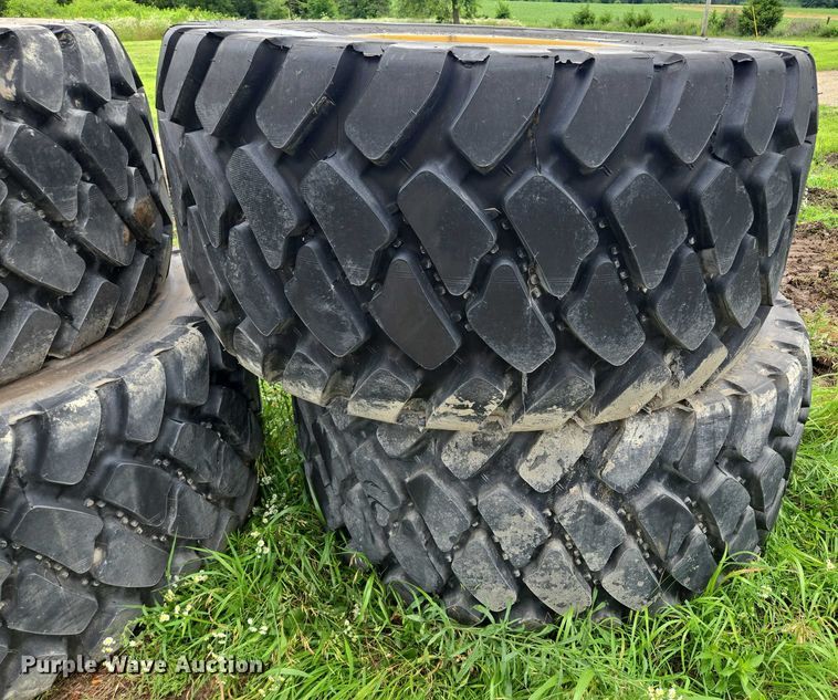 image for item EF1604 (4) Bridgestone 750/65R25 tires and wheels