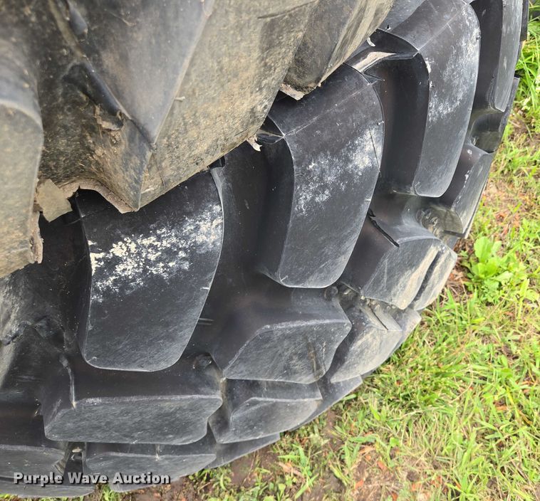 image for item EF1604 (4) Bridgestone 750/65R25 tires and wheels