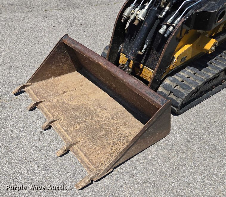 image for item EF1624 2018 Vermeer CTX100 compact utility loader