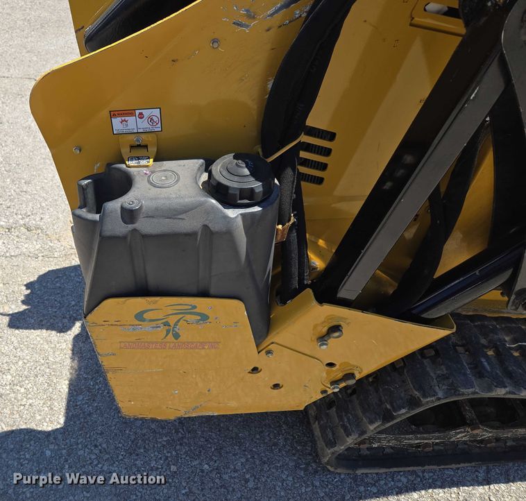 image for item EF1624 2018 Vermeer CTX100 compact utility loader