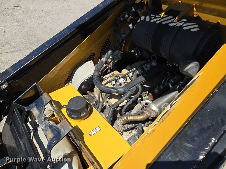 image for item EF1624 2018 Vermeer CTX100 compact utility loader