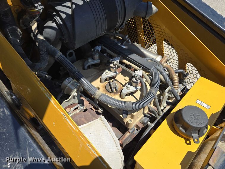 image for item EF1624 2018 Vermeer CTX100 compact utility loader