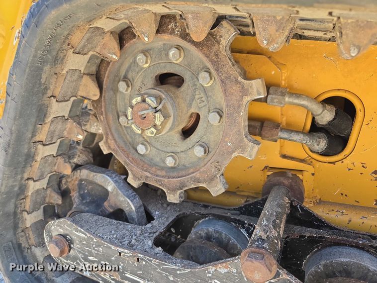 image for item EF1624 2018 Vermeer CTX100 compact utility loader