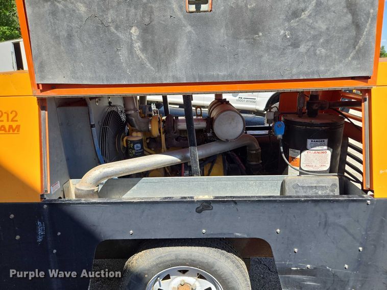 image for item EF1625 Sullivan Palatek D185PJD air compressor