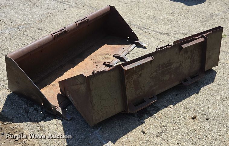 image for item EF1630 (2) skid steer buckets 