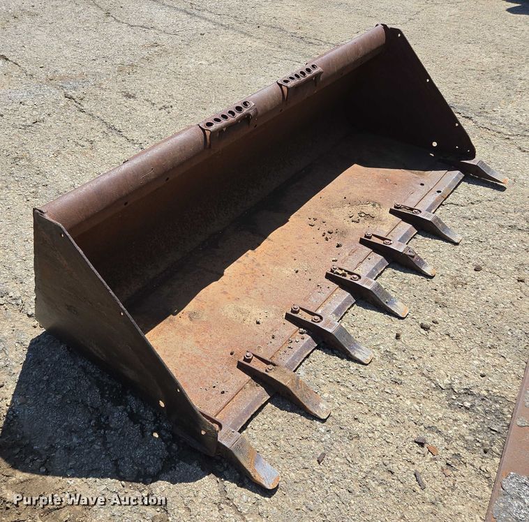 image for item EF1630 (2) skid steer buckets 