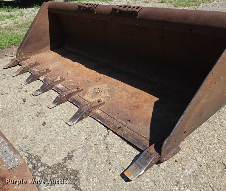 image for item EF1630 (2) skid steer buckets 