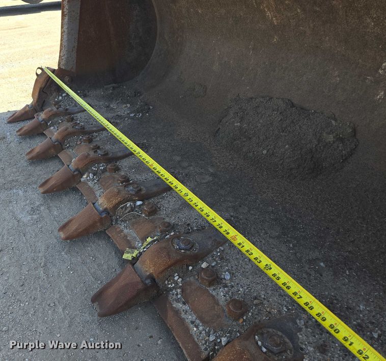 image for item EF1642 2011 Caterpillar 963D track loader