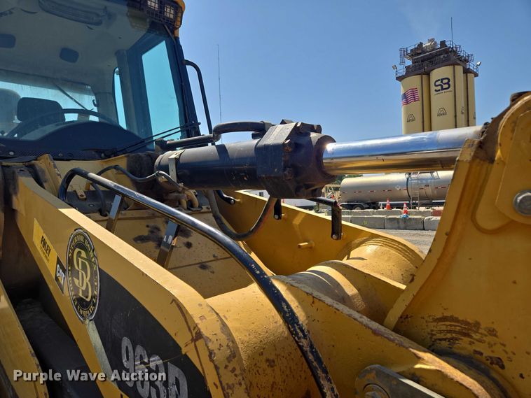 image for item EF1642 2011 Caterpillar 963D track loader