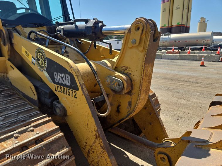 image for item EF1642 2011 Caterpillar 963D track loader