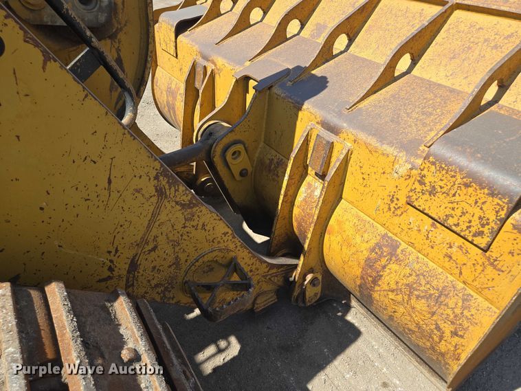 image for item EF1642 2011 Caterpillar 963D track loader
