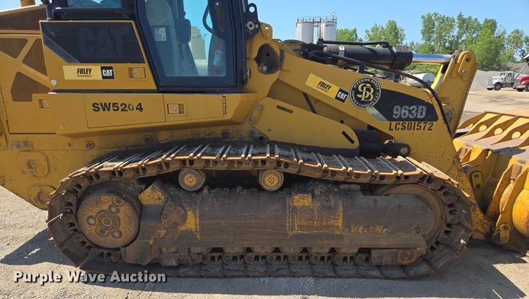 image for item EF1642 2011 Caterpillar 963D track loader