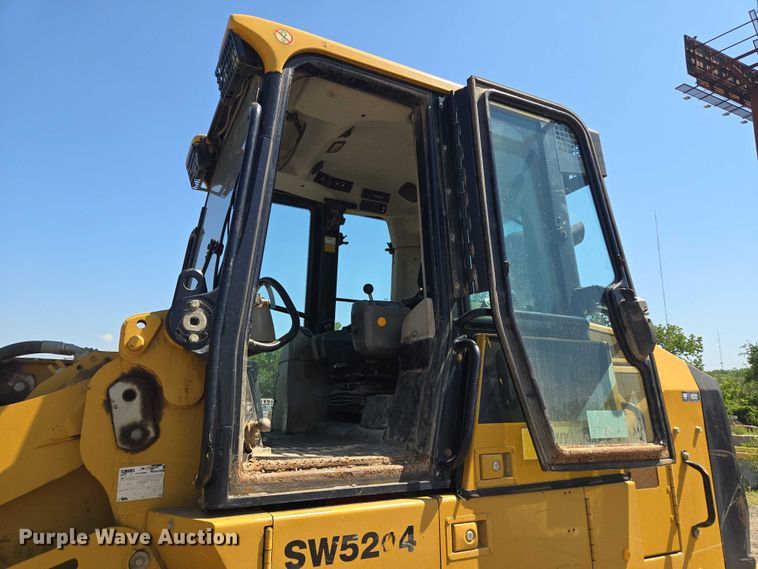 image for item EF1642 2011 Caterpillar 963D track loader