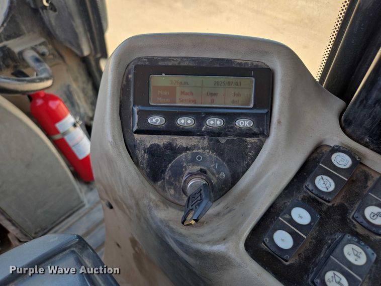 image for item EF1642 2011 Caterpillar 963D track loader