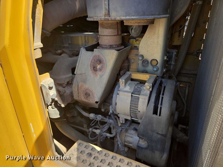 image for item EF1642 2011 Caterpillar 963D track loader