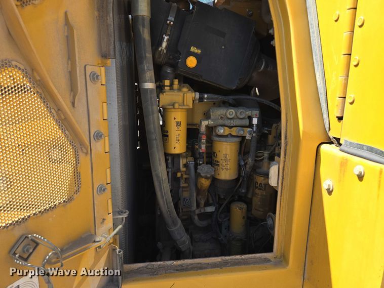 image for item EF1642 2011 Caterpillar 963D track loader