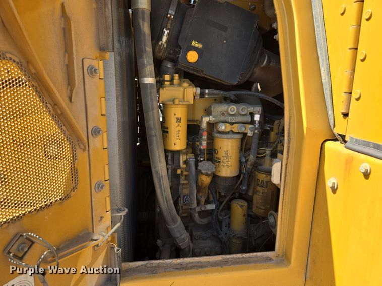 image for item EF1642 2011 Caterpillar 963D track loader