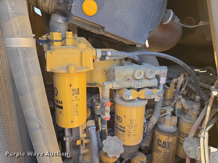 image for item EF1642 2011 Caterpillar 963D track loader