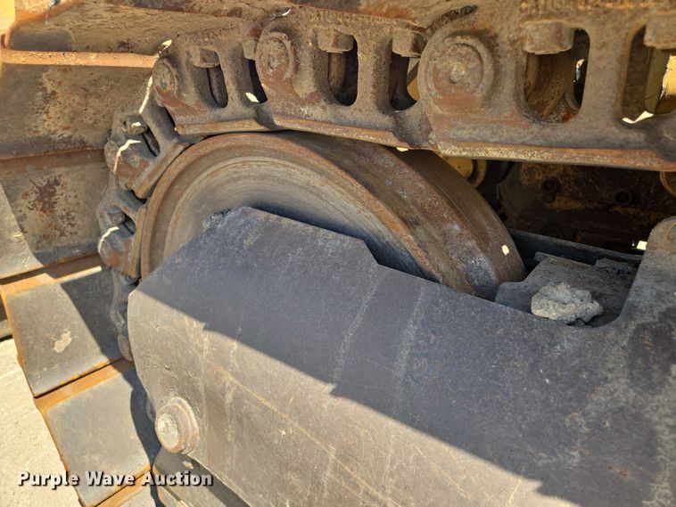 image for item EF1642 2011 Caterpillar 963D track loader