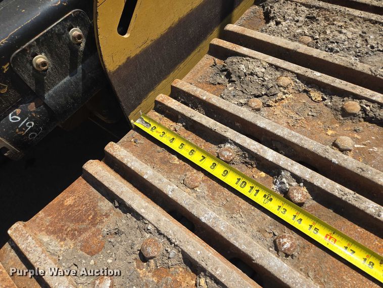 image for item EF1642 2011 Caterpillar 963D track loader