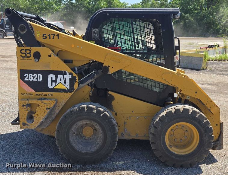 image for item EF1643 Caterpillar 262D skid steer loader