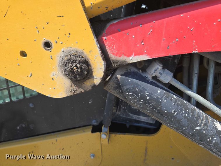 image for item EF1643 Caterpillar 262D skid steer loader