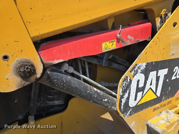 image for item EF1643 Caterpillar 262D skid steer loader