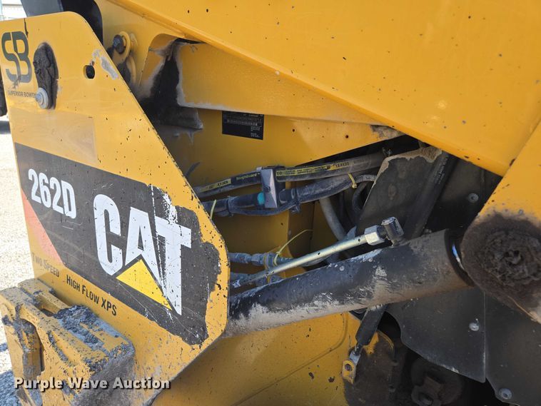image for item EF1643 Caterpillar 262D skid steer loader