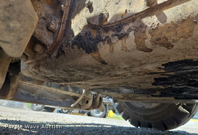 image for item EF1643 Caterpillar 262D skid steer loader