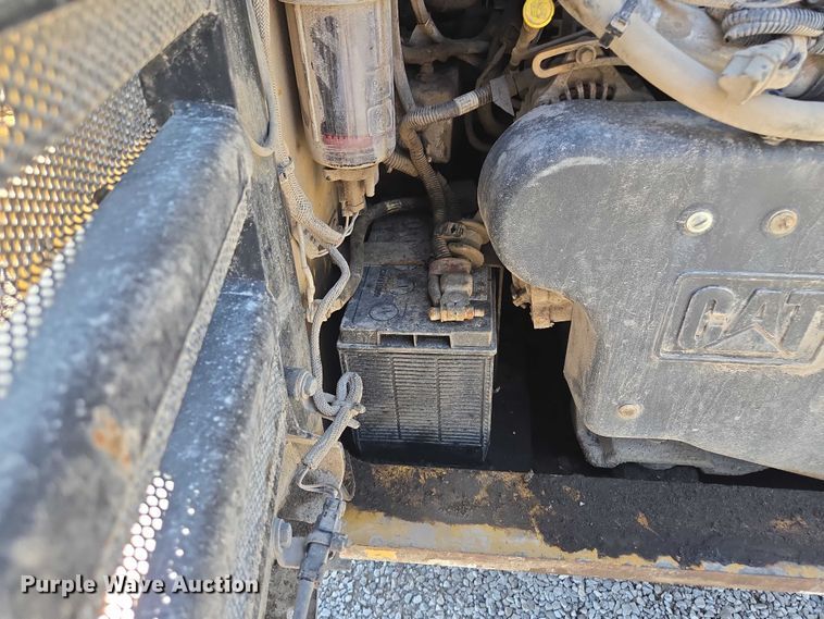 image for item EF1643 Caterpillar 262D skid steer loader