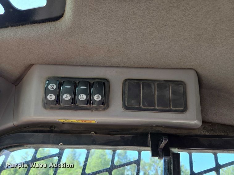 image for item EF1644 2017 Caterpillar 259D tracked skid steer loader