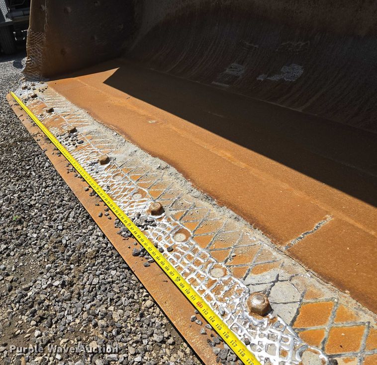 image for item EF1646 Caterpillar  wheel loader bucket