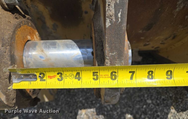 image for item EF1646 Caterpillar  wheel loader bucket