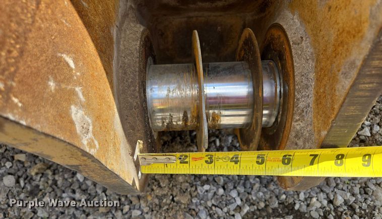 image for item EF1646 Caterpillar  wheel loader bucket