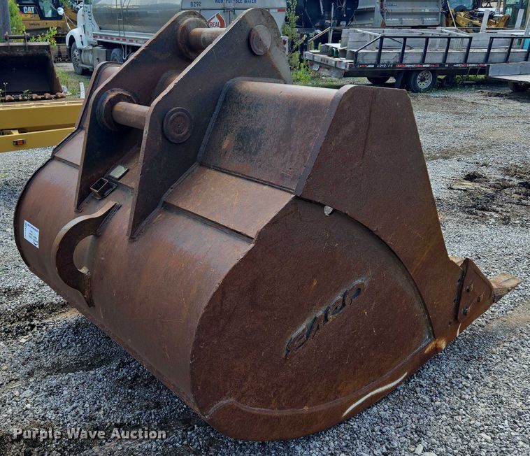 image for item EF1647 Esco excavator bucket