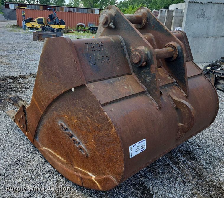 image for item EF1647 Esco excavator bucket