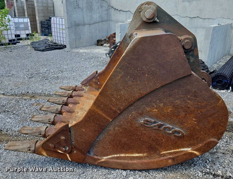 image for item EF1647 Esco excavator bucket