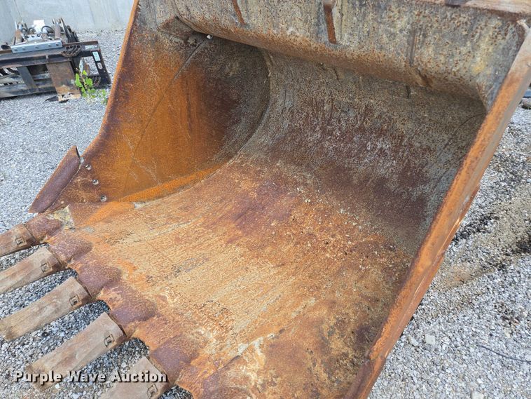 image for item EF1647 Esco excavator bucket
