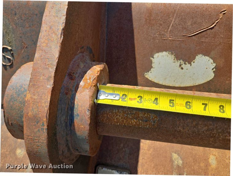 image for item EF1647 Esco excavator bucket