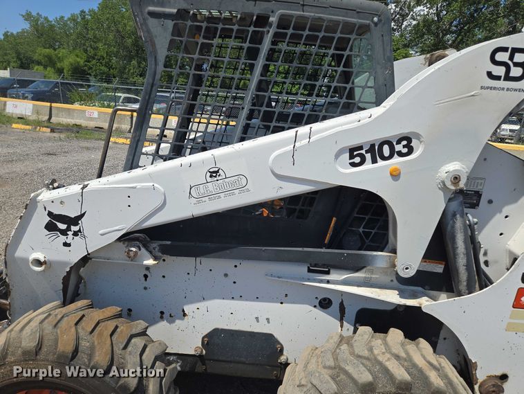 image for item EF1655 2006 Bobcat S250 skid steer loader
