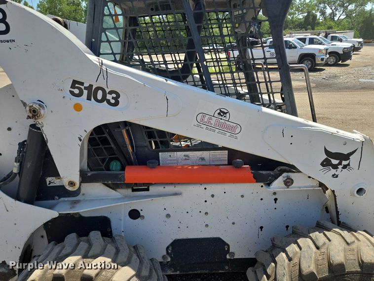 image for item EF1655 2006 Bobcat S250 skid steer loader