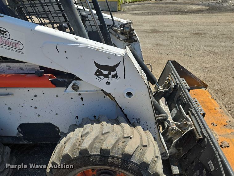 image for item EF1655 2006 Bobcat S250 skid steer loader