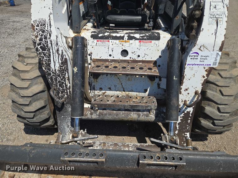 image for item EF1655 2006 Bobcat S250 skid steer loader
