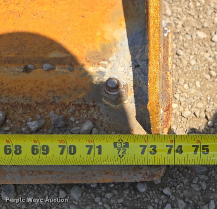 image for item EF1655 2006 Bobcat S250 skid steer loader