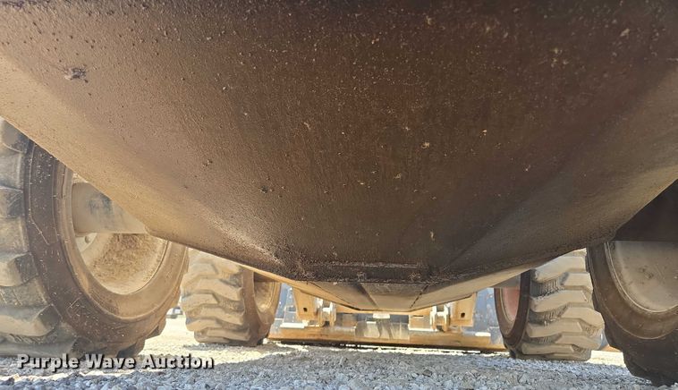 image for item EF1655 2006 Bobcat S250 skid steer loader