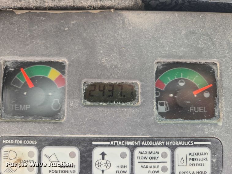 image for item EF1655 2006 Bobcat S250 skid steer loader