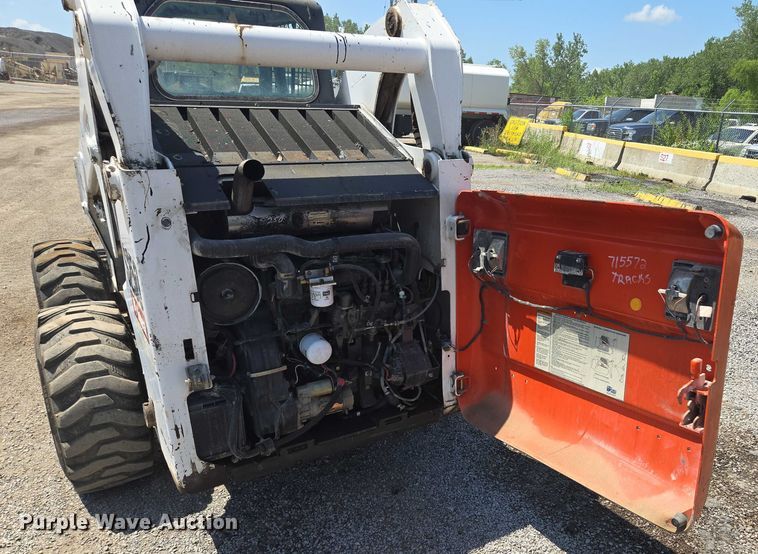 image for item EF1655 2006 Bobcat S250 skid steer loader